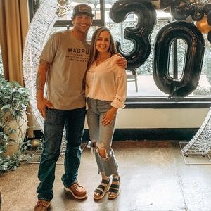 Meet your Posher, Kieli